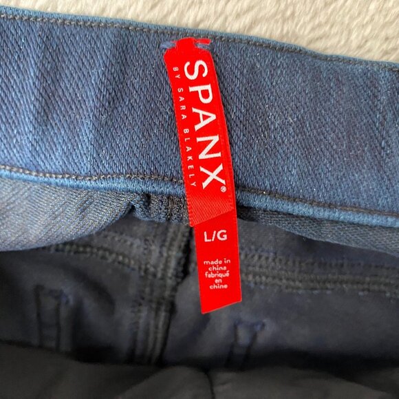 Spanx Women's Jeans Jeggings L/G Dark Wash Skinny Cotton Blend Casual - Picture 3 of 13